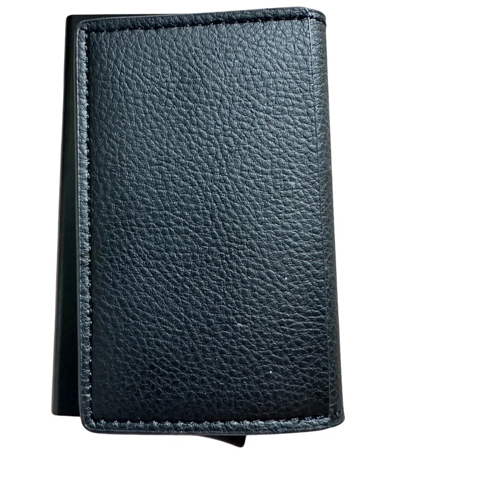 VULKIT WALLET | minimalist, RFID-blocking wallet